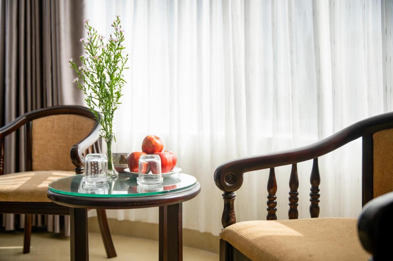 Thanh Lan Riverside Hotel Da Nang Exterior photo