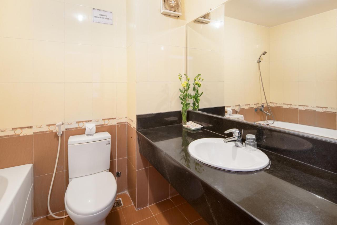 Thanh Lan Riverside Hotel Da Nang Exterior photo